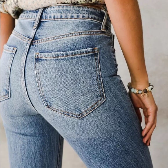 Willow & root the flared out high rise blue denim jeans side slits - Picture 8 of 14